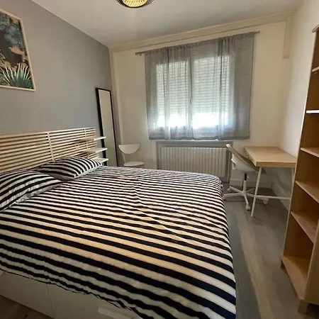 Apartman T4 Spacieux, Wifi, Parking Prive